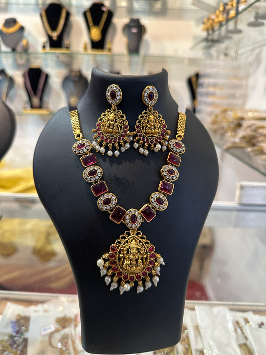 Jewel set